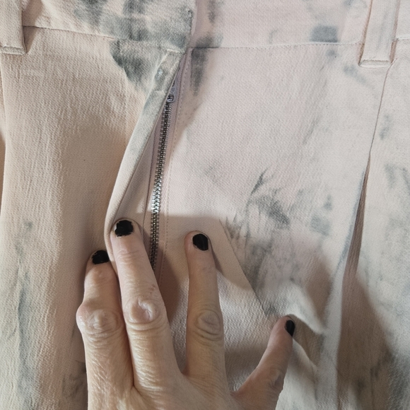 Wilfred Aritzia Effortless Pants Crepe Pink Gray Tie Dye Marbled Smoke Trousers - Picture 8 of 10